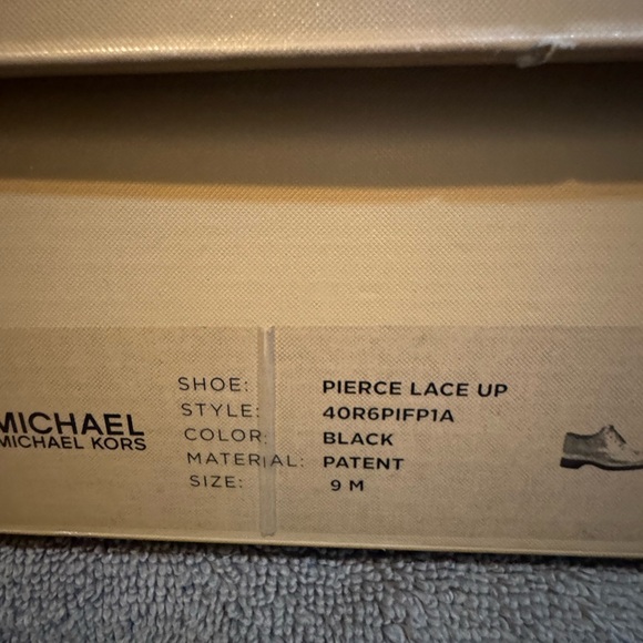New Michael Kors Pierce Lace up Oxfordsp Oxford Black Patent size 9 - Picture 13 of 13